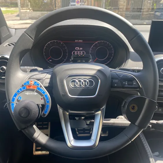 Steering wheel knob with control unit